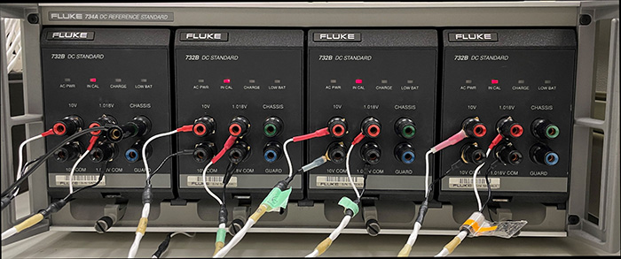 標準電池及電子電壓標準器具