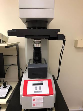 Vickers Hardness Testing Machine